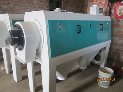 利民FDMC系列擦打機與脈沖除塵器 高效清潔的世界工廠網(wǎng)解決方案